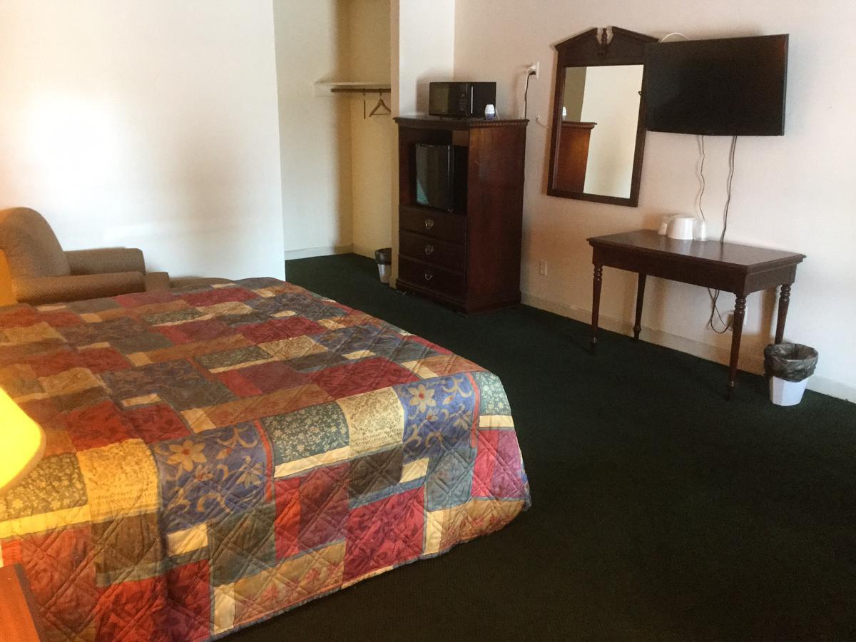 Budget Inn Lumberton Buitenkant foto